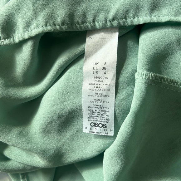 ASOS DESIGN Square Neck Top With Blouson Sleeve in Sage - Picture 7 of 8